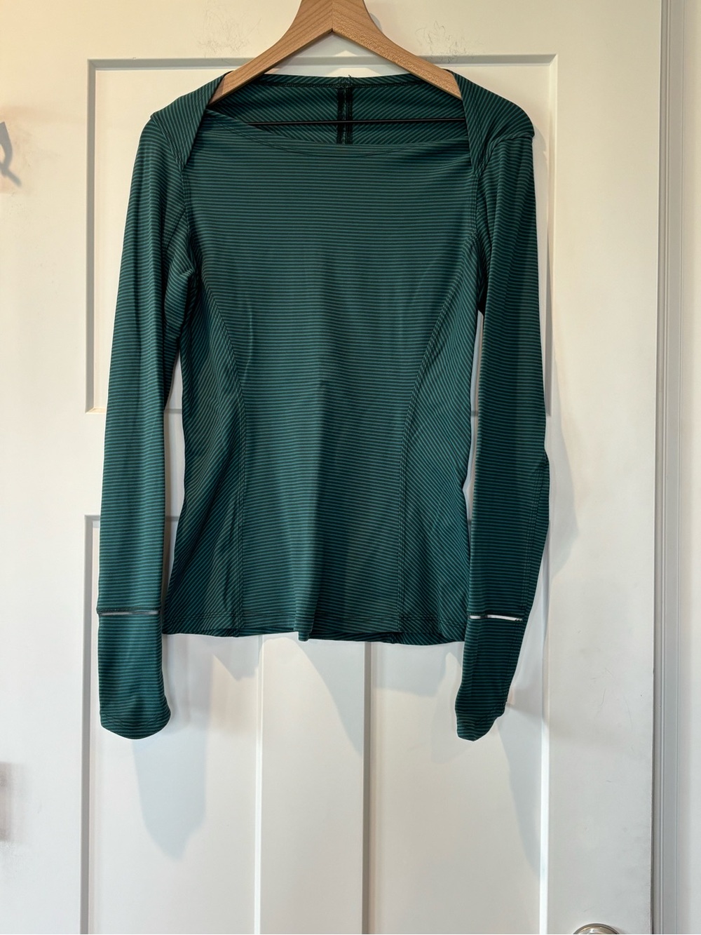 Lululemon Women’s Kanto Catch Me Long Sleeve Striped Teal Running Shirt 6